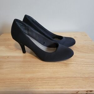 East 5th Classic Black Women's Pump Heels Size 6.5